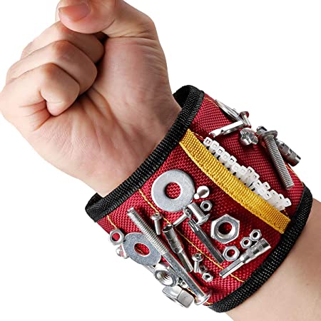 MAGNETIC WRISTBAND
